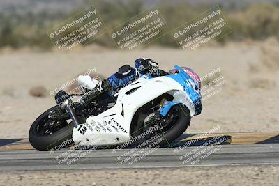 media/Dec-06-2025-CVMA (Sat) [[4a896cc04c]]/Race 4-Formula Middleweight/